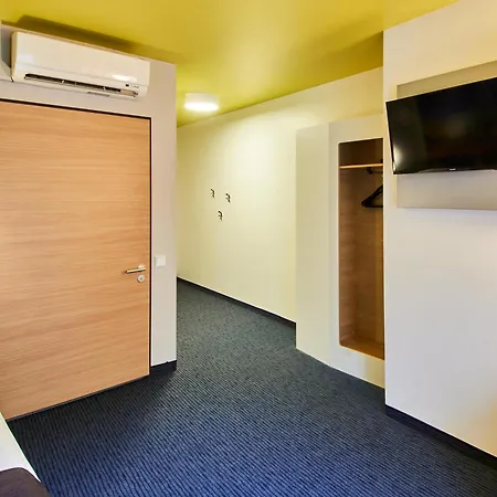 Frankfurt-hbf Hotel 3*